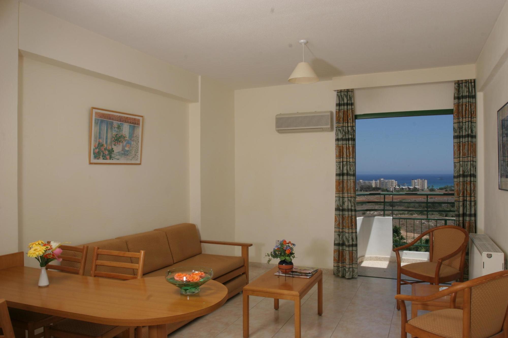 Maris Grand Resort Protaras Exterior foto