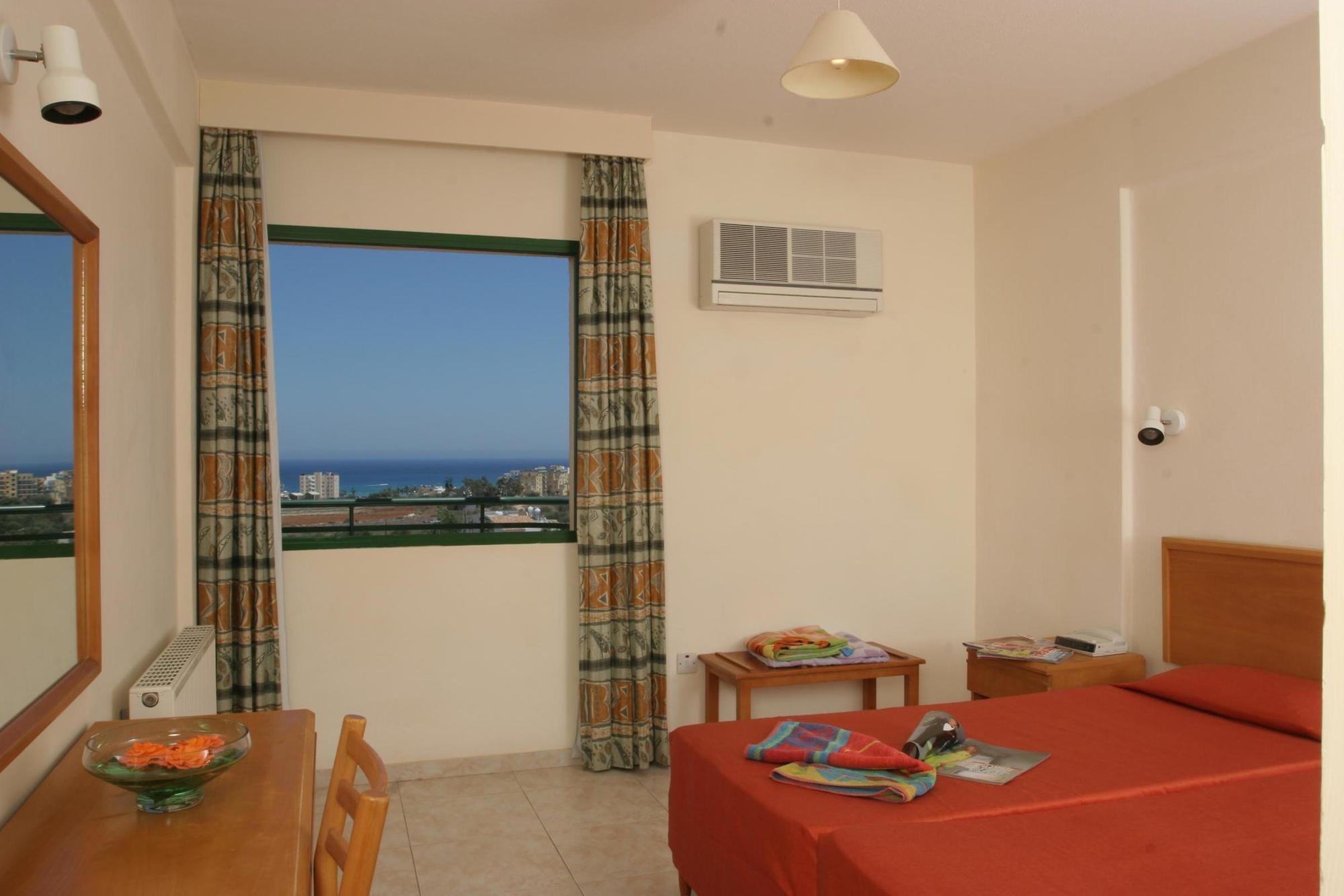 Maris Grand Resort Protaras Exterior foto